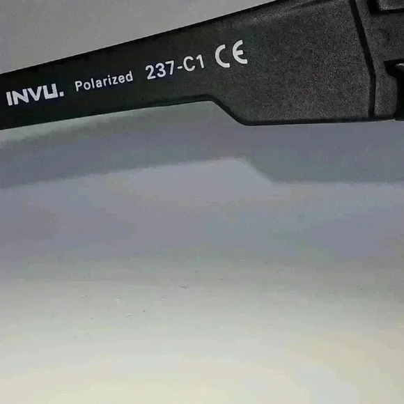 Invu Mens Black Polarized Sunglasses - Picture 7 of 7